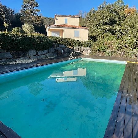 Chez Laura Pres Du Pont D'Arc Villa Salavas Bagian luar foto